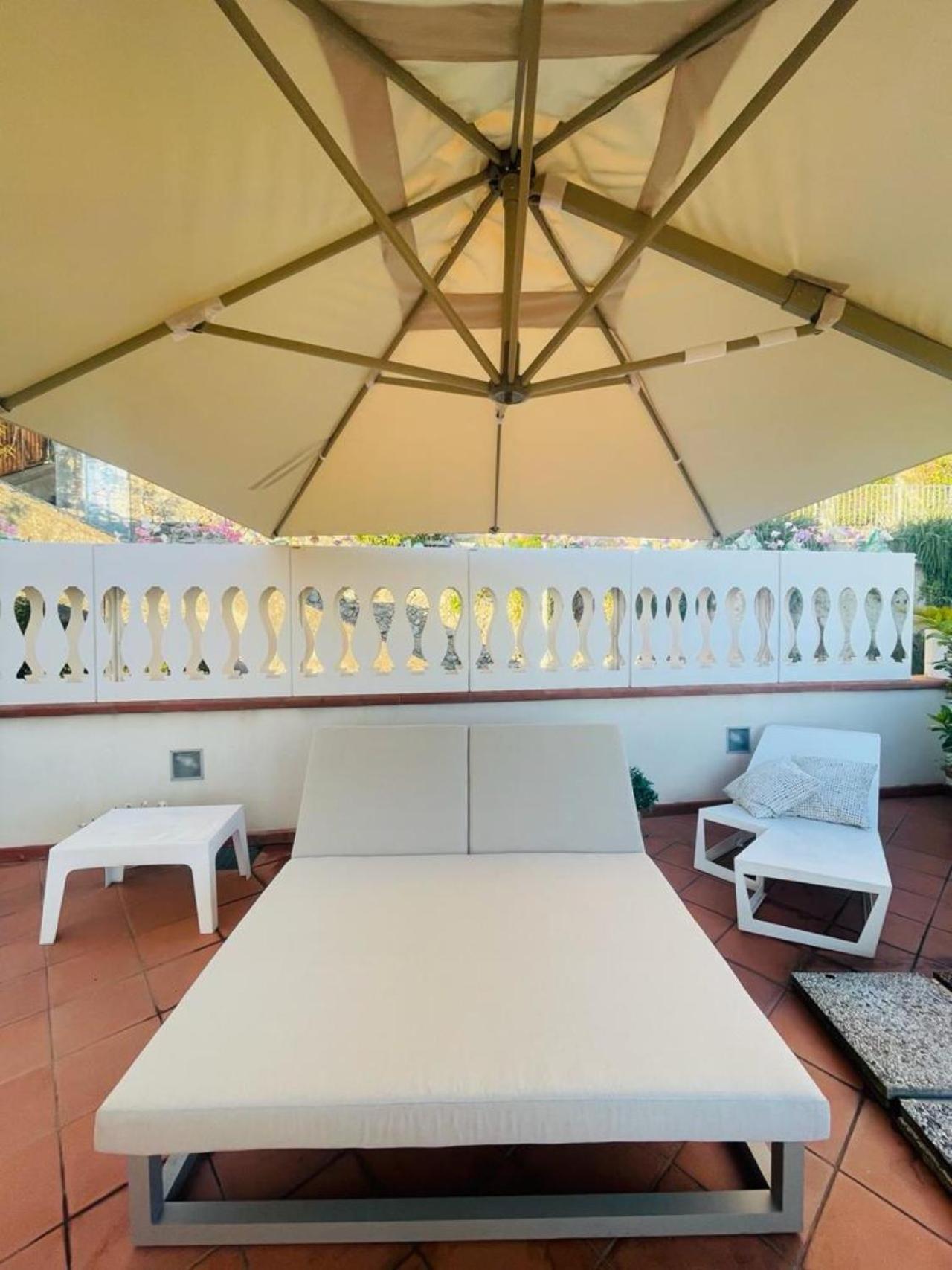 Ti Racconto Il Mare Apartman Salerno Kültér fotó