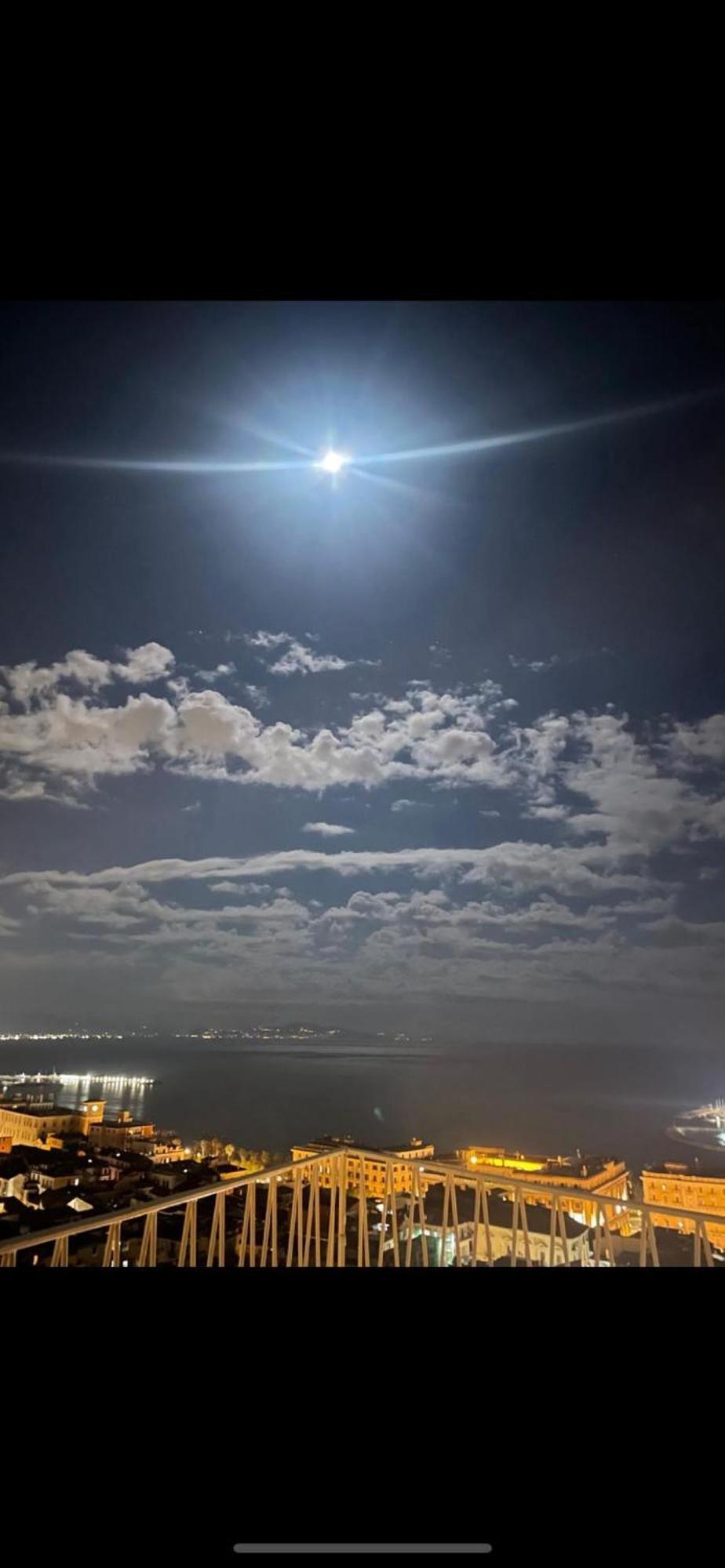 Ti Racconto Il Mare Apartman Salerno Kültér fotó